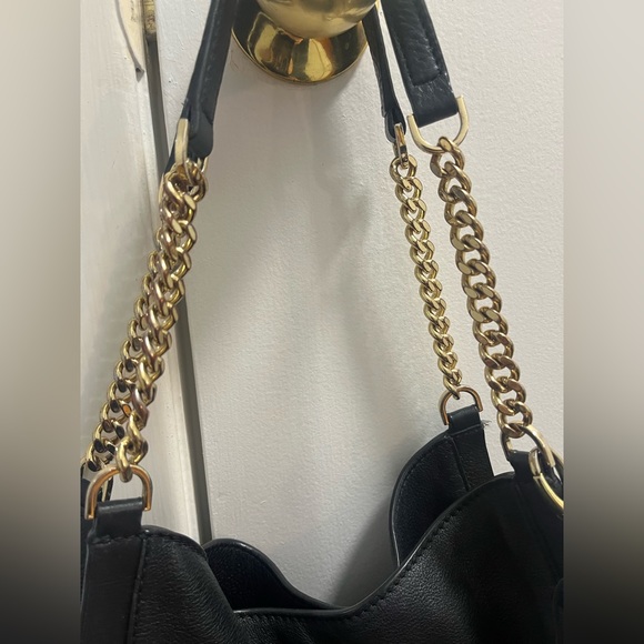 Michael Kors Purse/ Leather - Picture 3 of 8